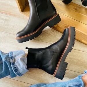 Sam Edelman Laguna Chelsea  Black Leather Ankle Boots Waterproof Women’s Sz 7.5